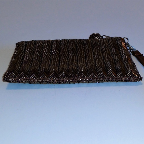 Bronze Beaded Wristlet - Picture 4 of 5